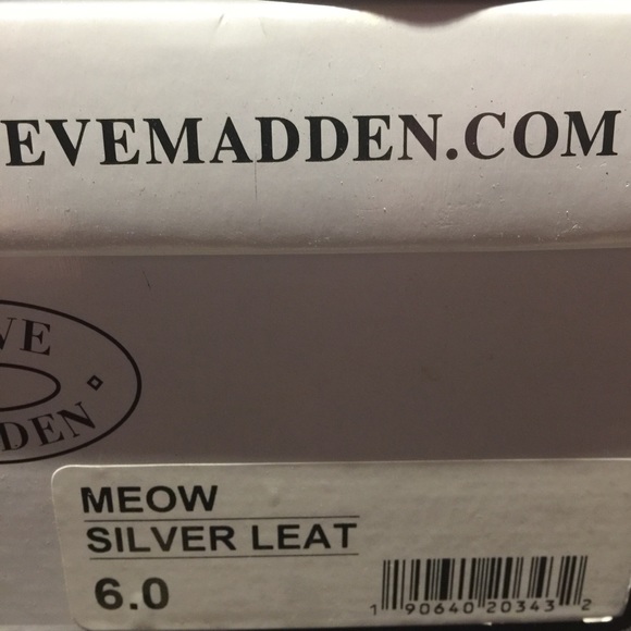 Steve Madden Meow Ankle Wrap silver Ballet Flats - Picture 4 of 5